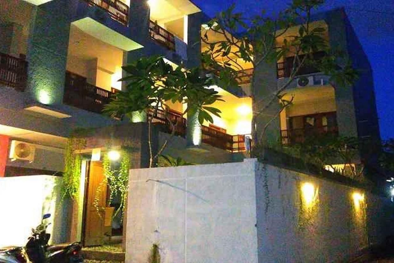 Reddoorz At Kerobokan Seminyak 2 Екстериор снимка