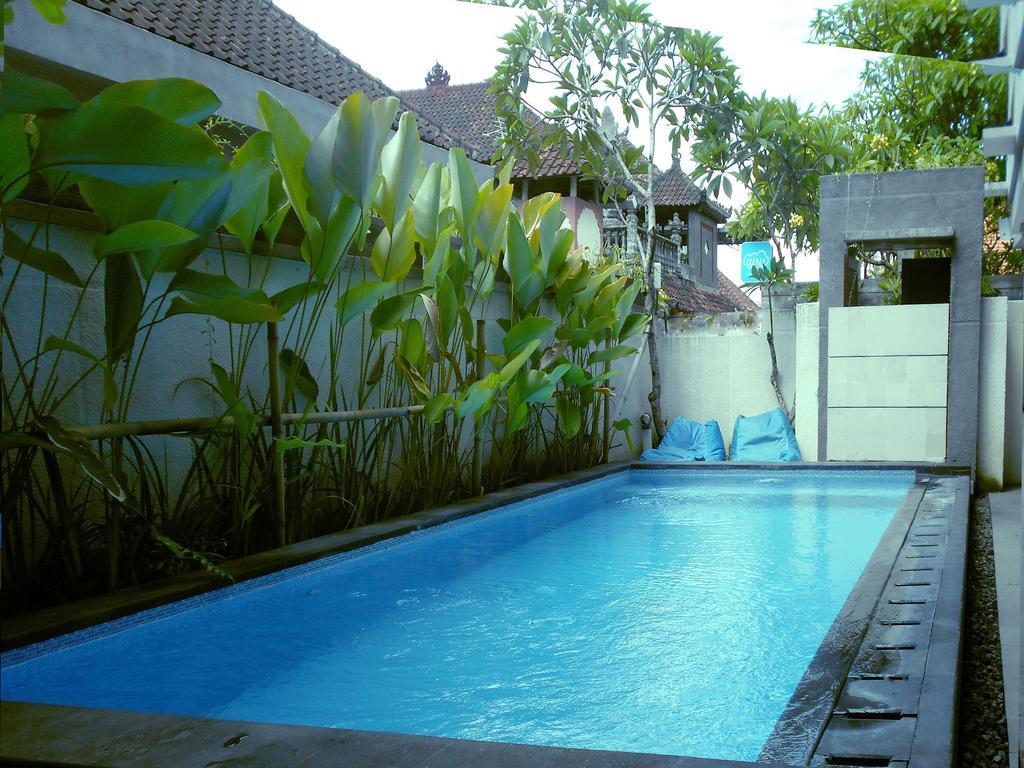 Reddoorz At Kerobokan Seminyak 2 Екстериор снимка
