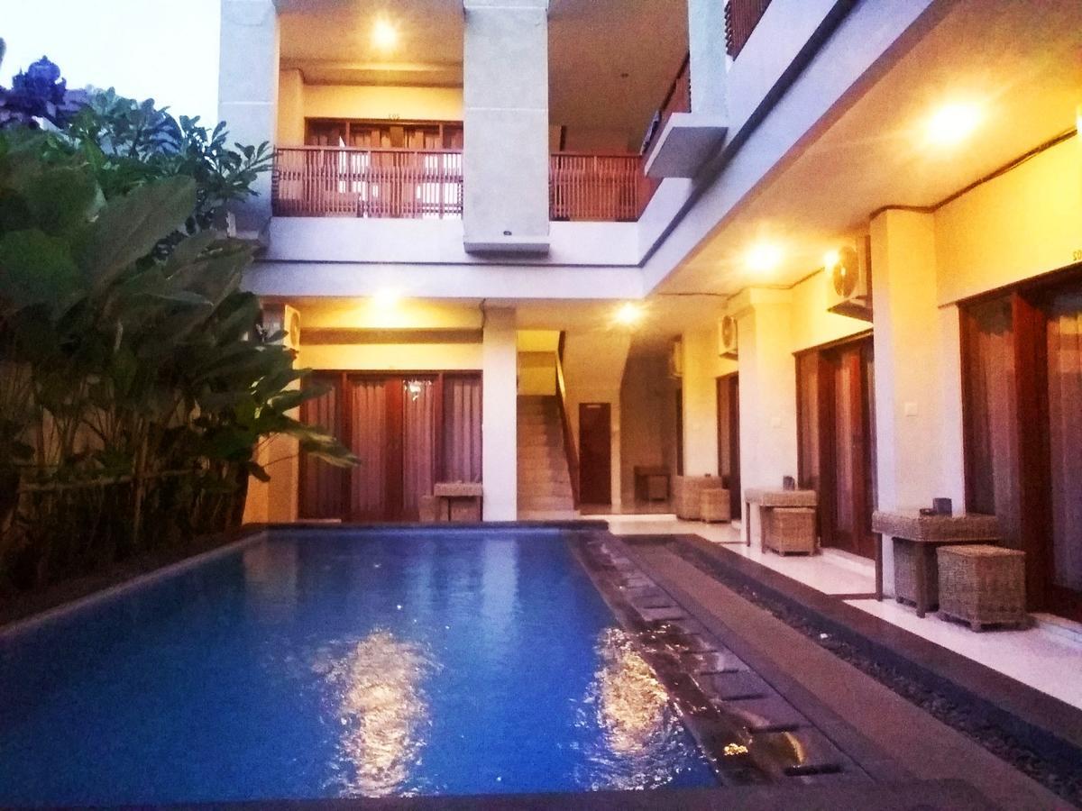 Reddoorz At Kerobokan Seminyak 2 Екстериор снимка